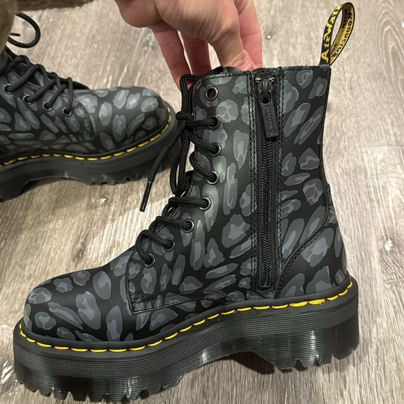 JADON BOOT LEOPARD PRINT PLATFORMS SIZE 6 - Picture 9 of 15